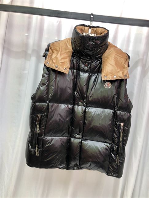 MONCLER LUZULE DOWN GILET – MC061