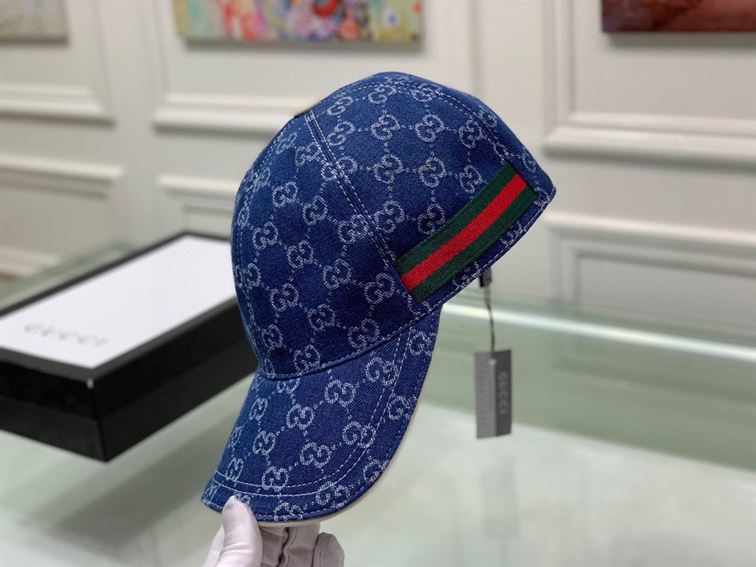GUCCI GG CANVAS BASEBALL HAT – GH033