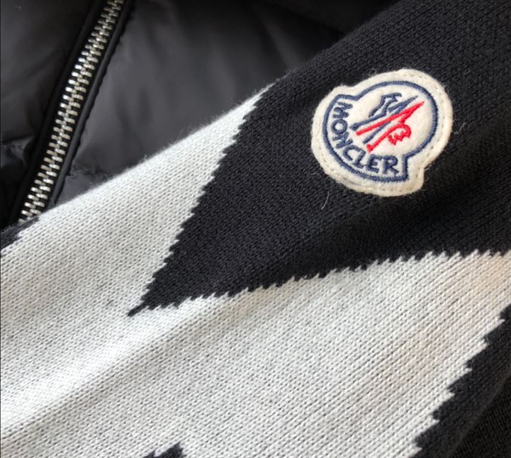 MONCLER HYBRID HOODED JACKET – MC073