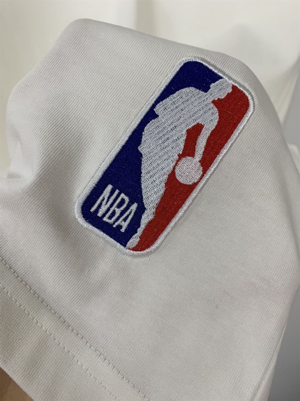 LOUIS VUITTON LV X NBA FRONT-AND-BACK LETTERS PRINT T-SHIRT – LVTS020