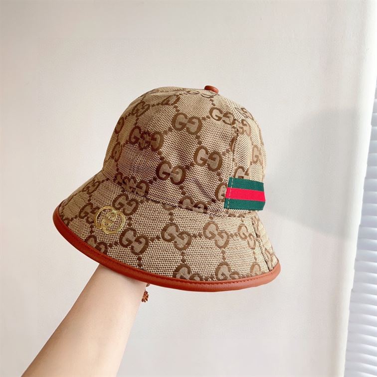 GUCCI JUMBO GG CANVAS BUCKET HAT – GH155