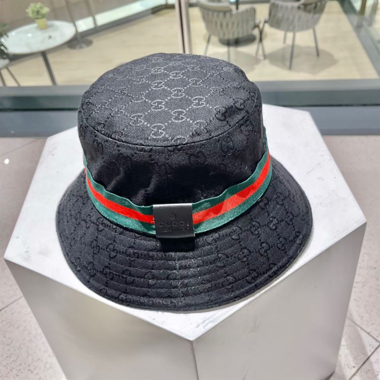 GUCCI GG CANVAS BUCKET HAT – GH153