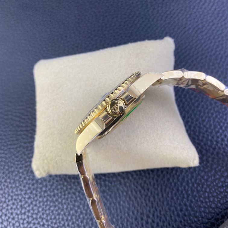 ROLEX SUBMARINER DATE WATCH – RL026