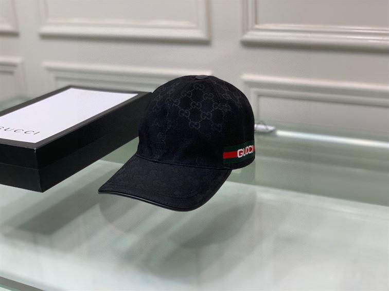 GUCCI GG CANVAS BASEBALL HAT – GH110
