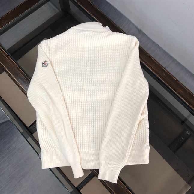 MONCLER PADDED CARDIGAN WITH ZIP – MC067