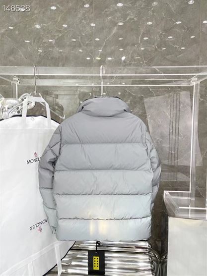 MONCLER COAT – MC115