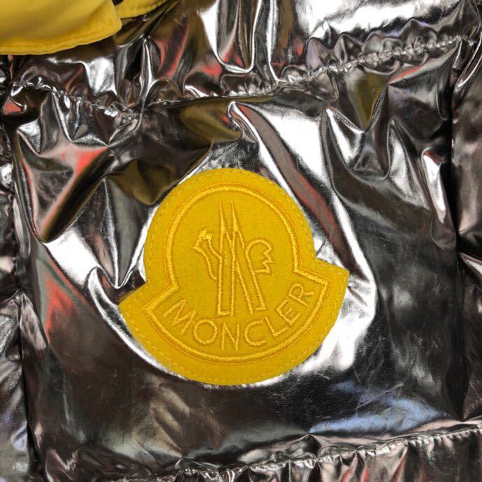 MONCLER COAT – MC139