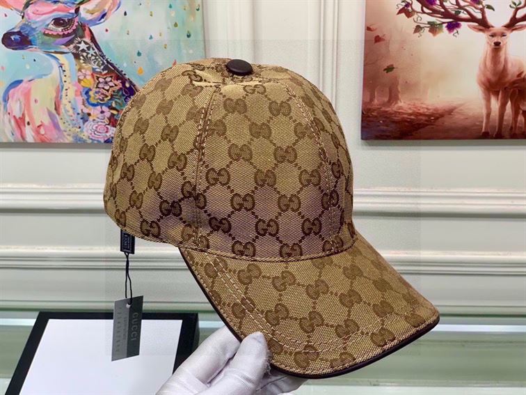 GUCCI GG CANVAS BASEBALL HAT – GH048