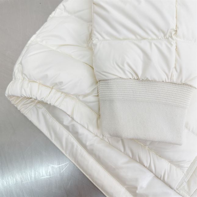 MONCLER JACKETS – MC048