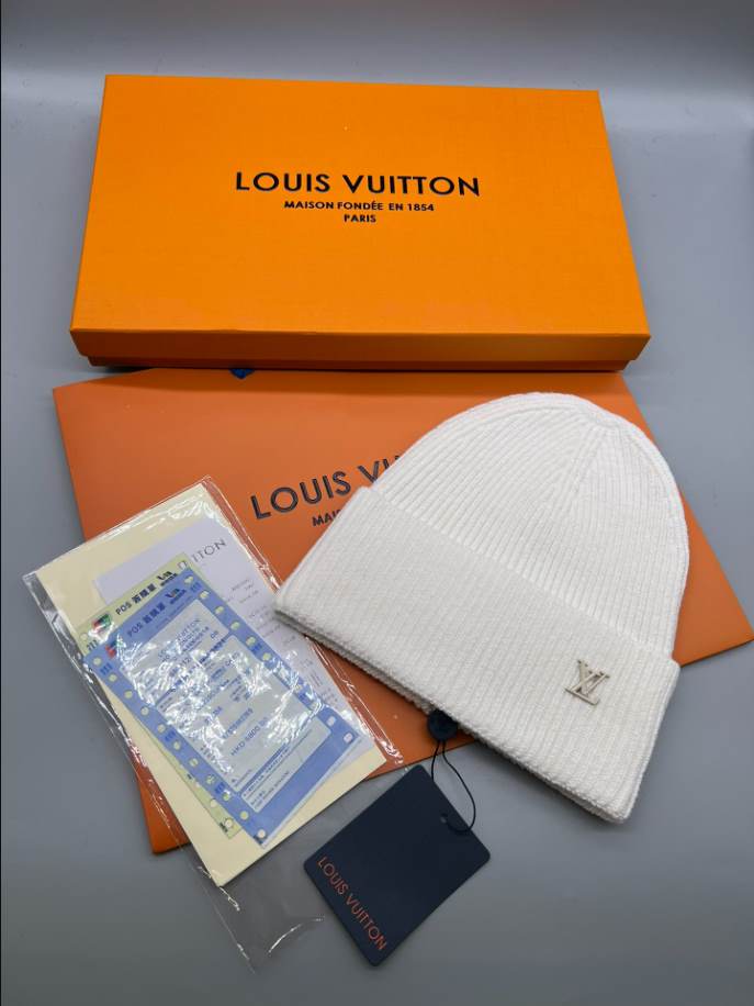 Louis Vuitton Ahead Cream Beanie Hats – LVC011