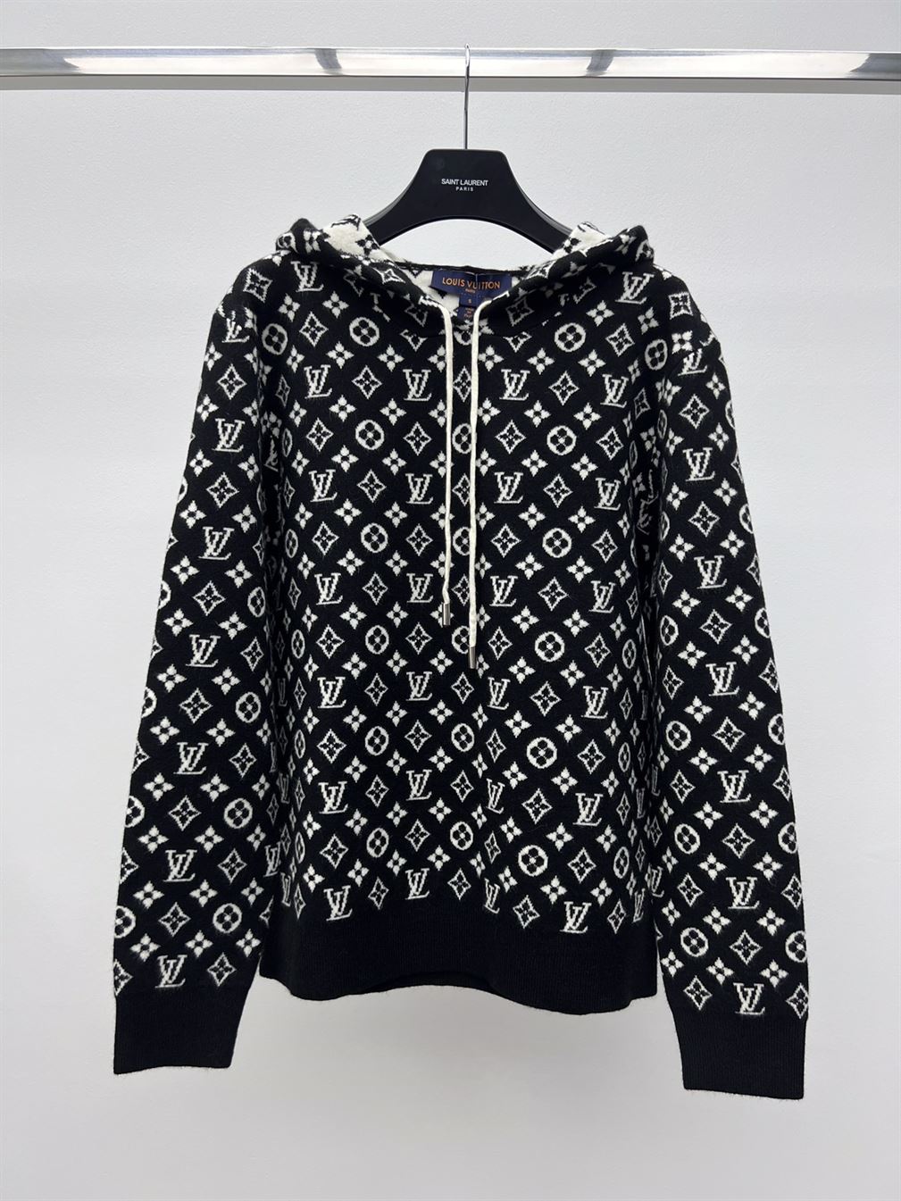 LOUIS VUITTON HOODIE – LVH022