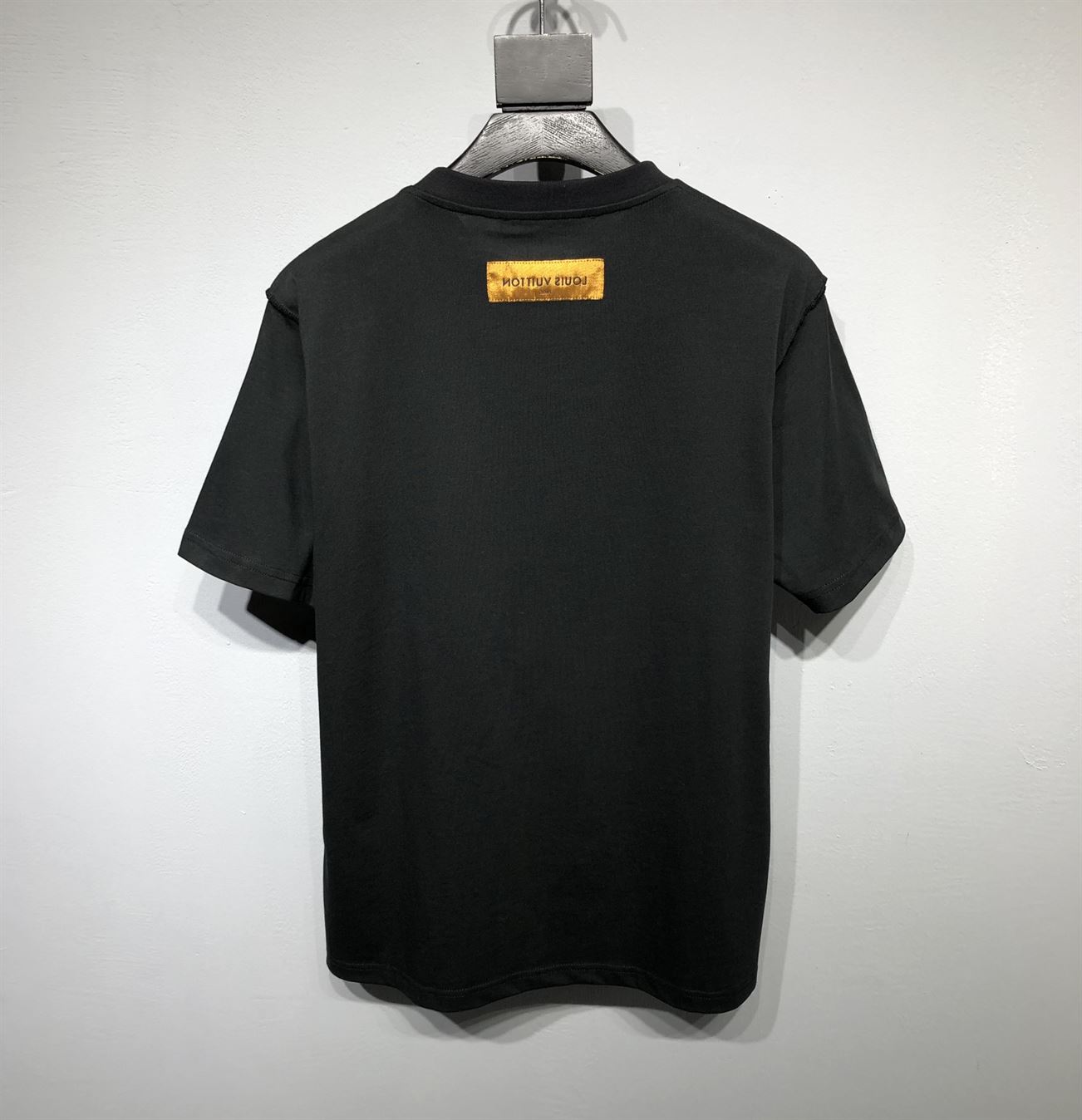 LOUIS VUITTON T-SHIRT – LVTS033