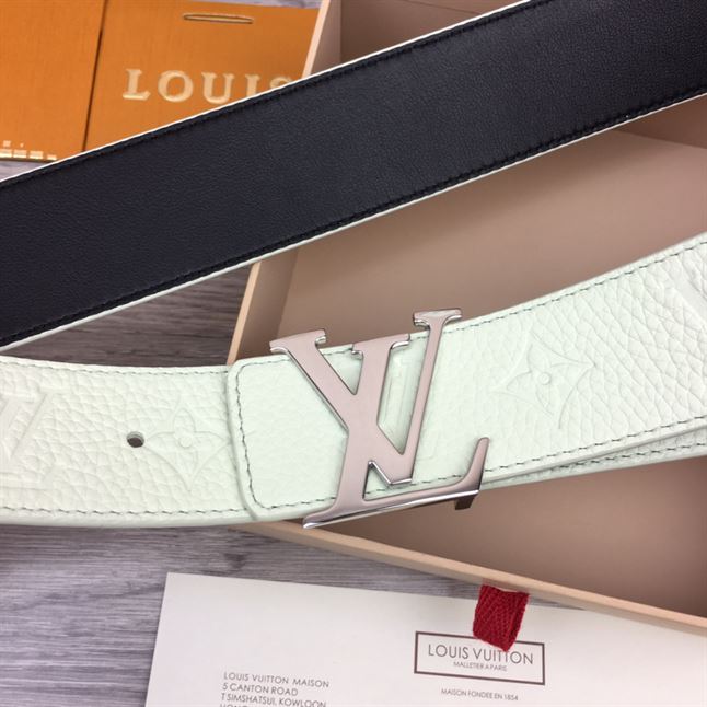 LOUIS VUITTON INITIALS SHAPE BELT MONOGRAM 40MM POWDER WHITE – LBE053