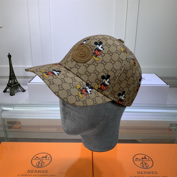GUCCI GG CANVAS BASEBALL HAT – GH152