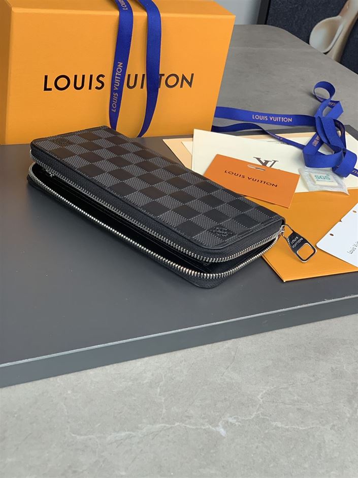 LOUIS VUITTON ZIPPY WALLET VERTICAL DAMIER – WLV021