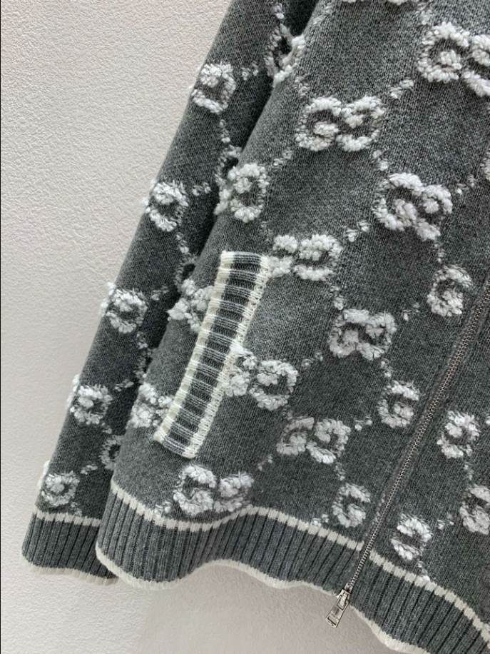 GUCCI Bouclé Stitch Jacquard Knitwear – GCK052