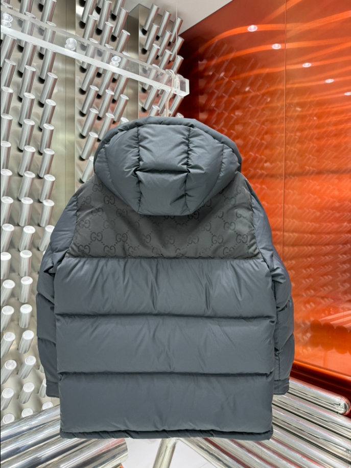 GUCCI Puffer Black Coat – GCJ049