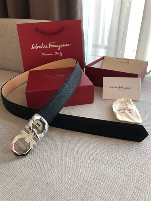 FERRAGAMO REVERSIBLE AND ADJUSTABLE GANCINI BELT – FB006