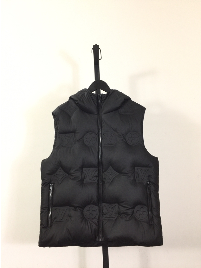 Louis Vuitton Vesta Diferite Culori Black Coat – LVC050