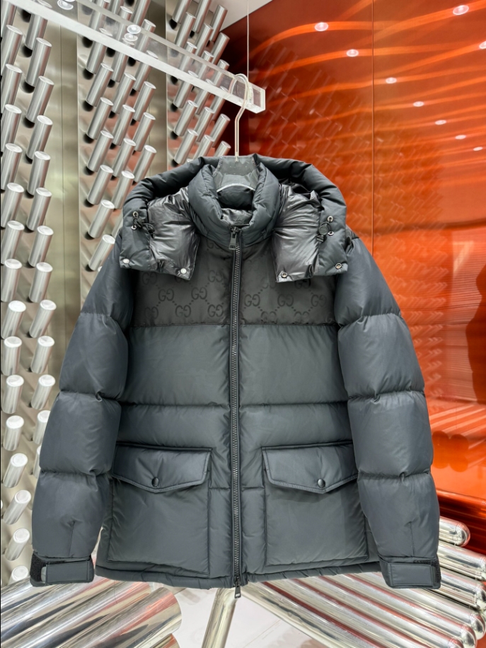 GUCCI Puffer Black Coat – GCJ049