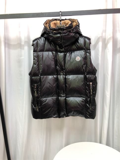 MONCLER LUZULE DOWN GILET – MC061
