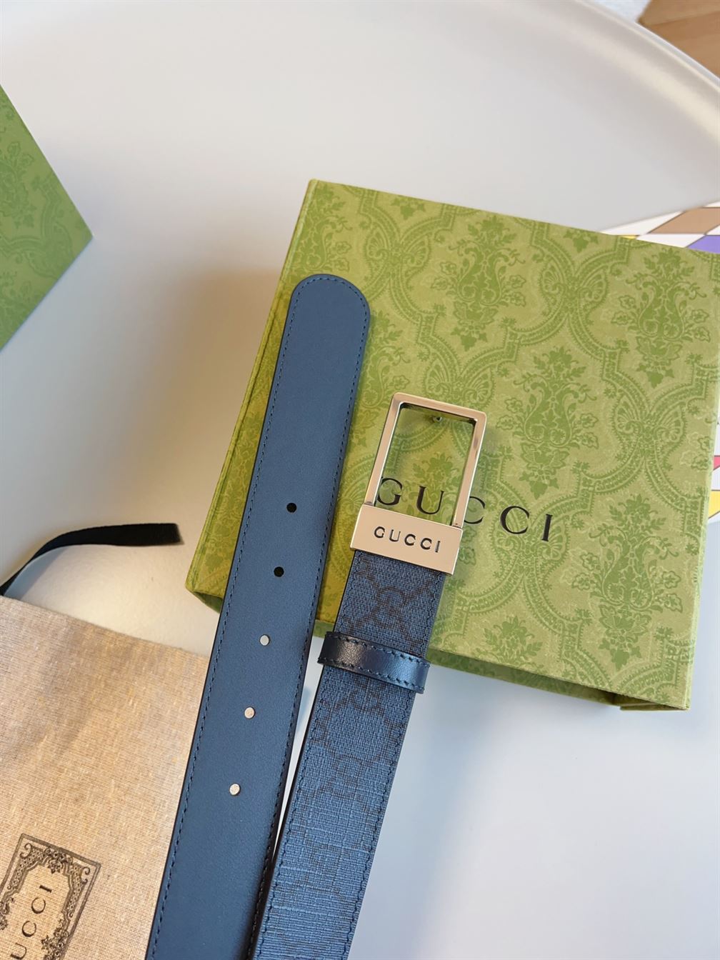 GUCCI GG BELT WITH RECTANGULAR BUCKLE – GB043