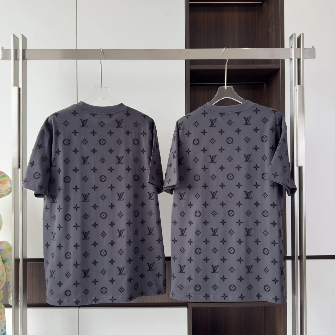 LV HOOK AND LOOP MONOGRAM SHORT-SLEEVE T-SHIRT IN GREY – LVTS106