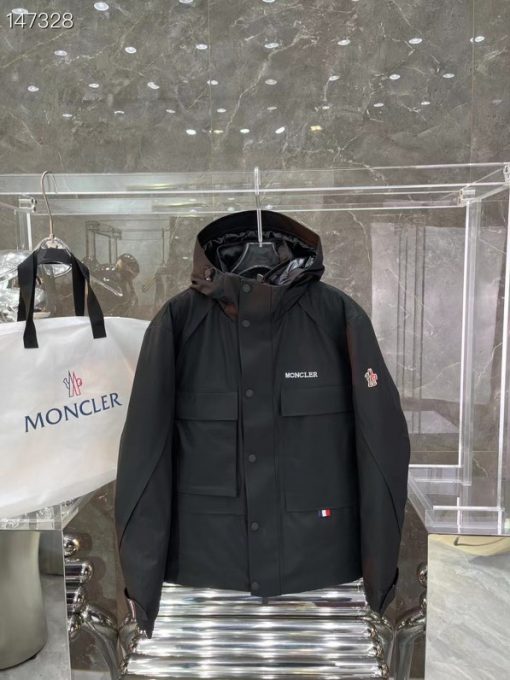 MONCLER COAT – MC121