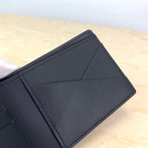 LOUIS VUITTON WALLET – WLV051