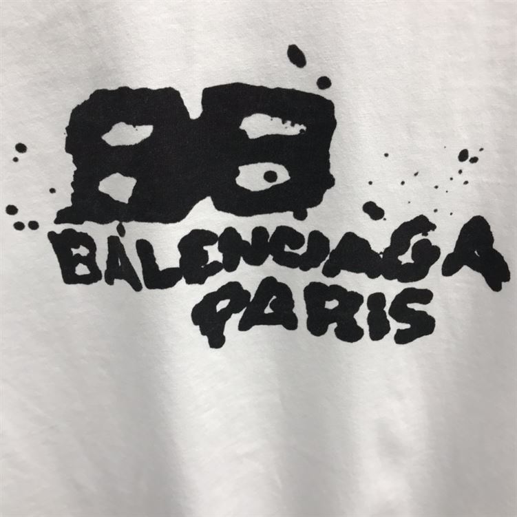 BALENCIAGA HAND DRAWN BB ICON T-SHIRT MEDIUM FIT IN WHITE – BAS014