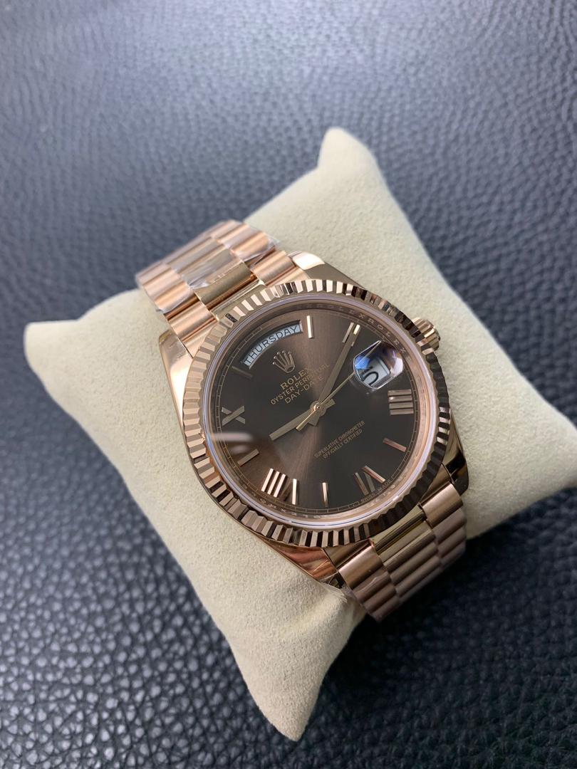 Rolex Oyster, Everose gold