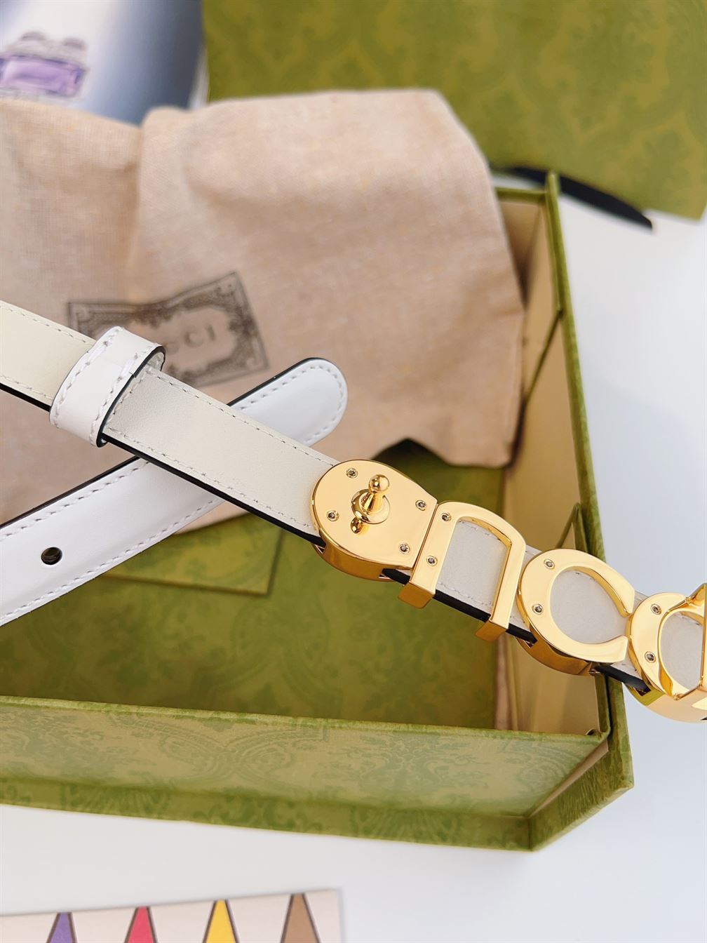 GUCCI BUCKLE THIN BELT WHITE LEATHER – GB023