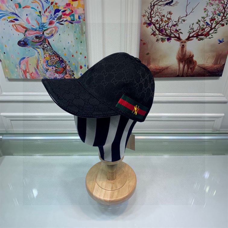 GUCCI GG CANVAS BASEBALL HAT – GH066