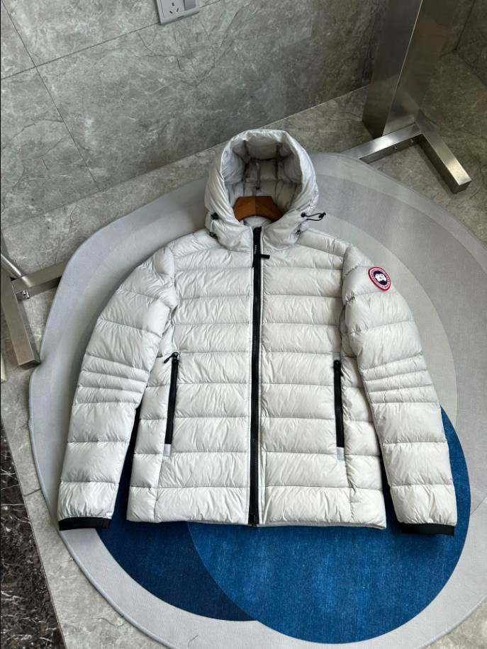 Canada Goose White Gray Crofton Down Jacket – CN34