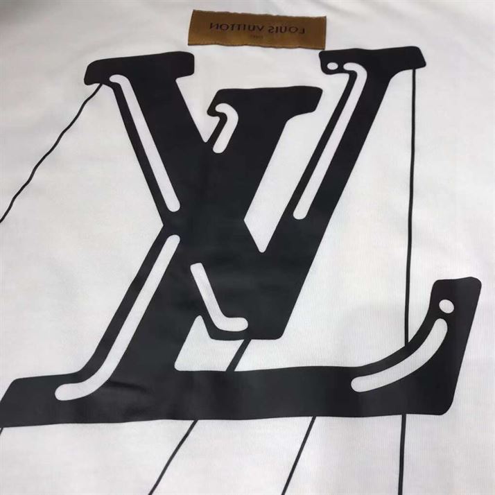 LOUIS VUITTON T-SHIRT – LVTS021