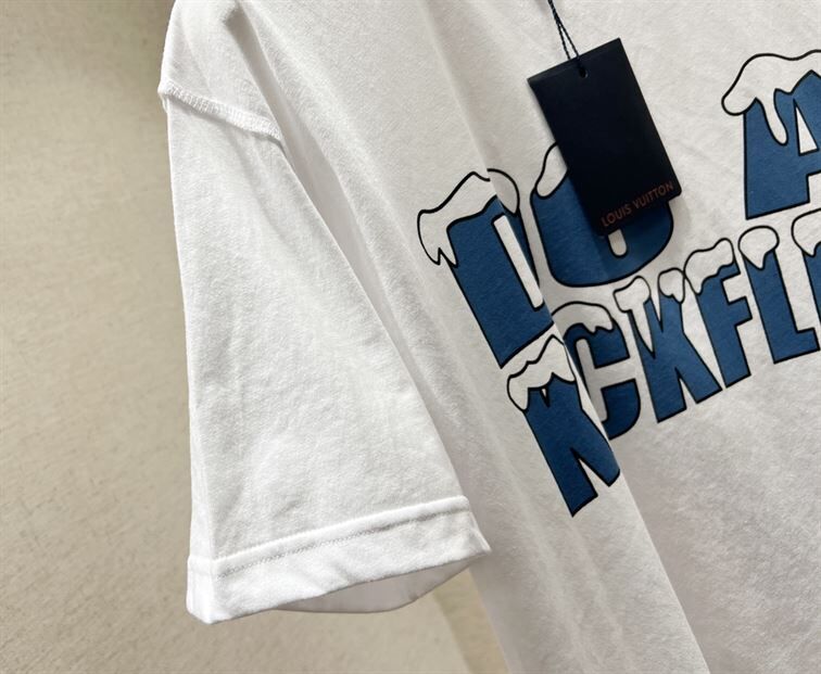 LOUIS VUITTON DO A KICKFLIP T-SHIRT – LVTS007
