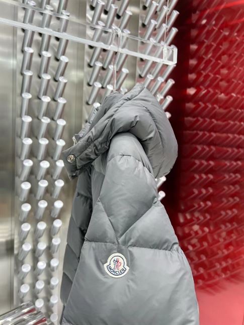 MONCLER JACKETS – MC080