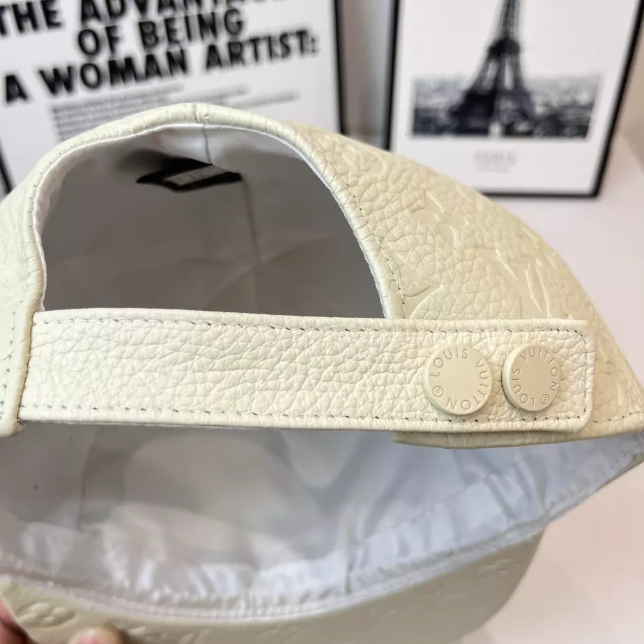 Louis Vuitton Caps – LVC030