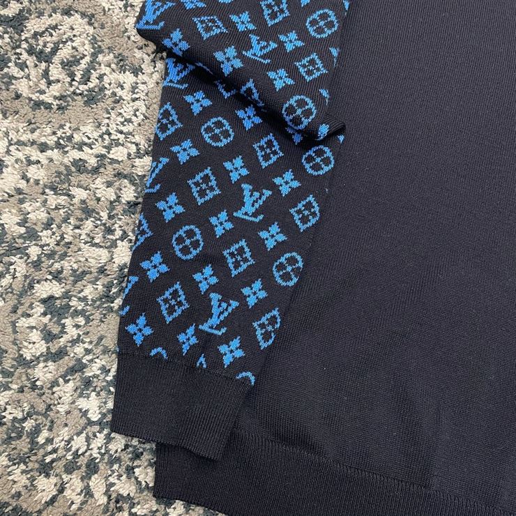 LOUIS VUITTON MONOGRAM MIX CASHMERE CREWNECK – LVH035