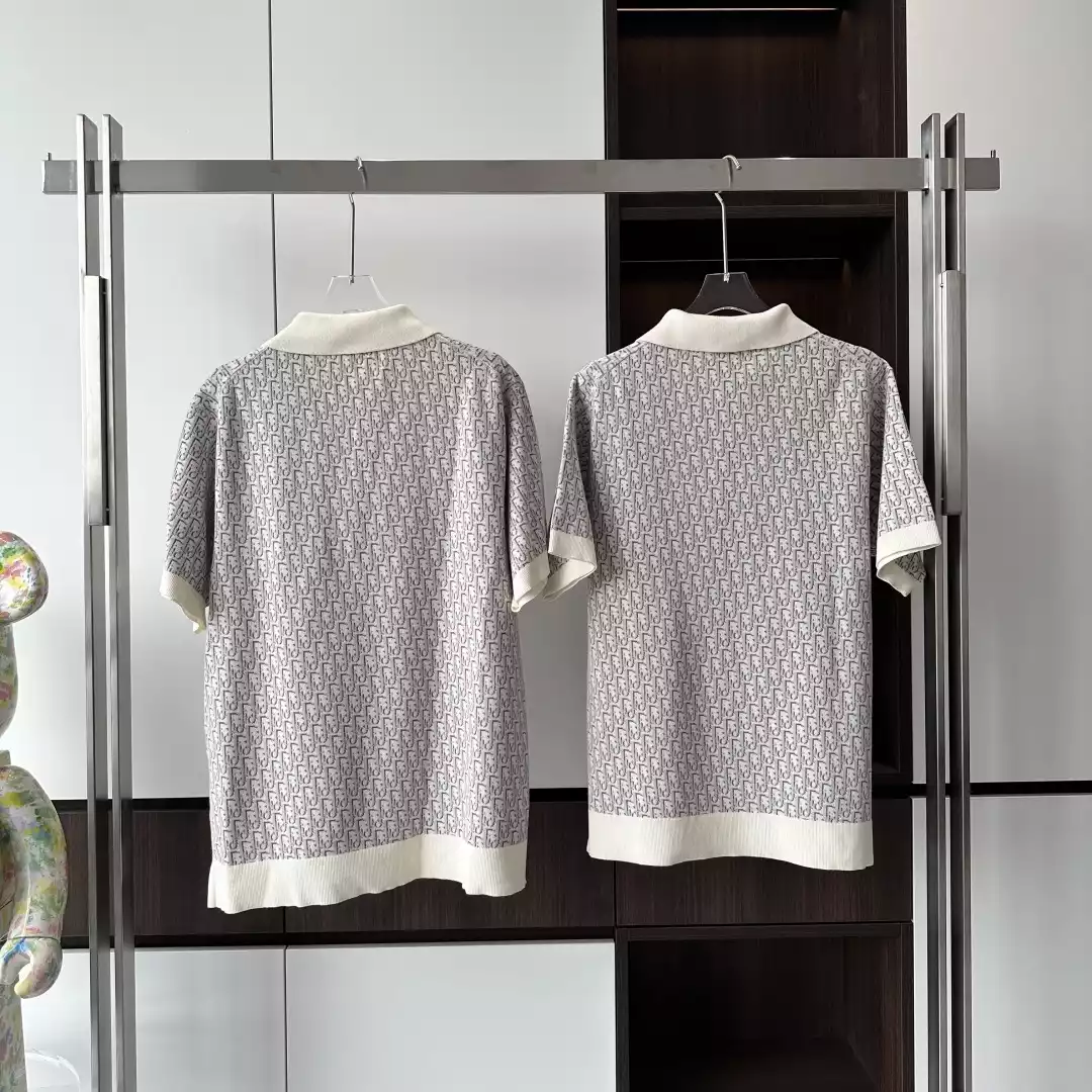 DI0R OBLIQUE POLO SHIRT WHITE, BLUE AND BROWN COTTON JACQUARD – DOT060