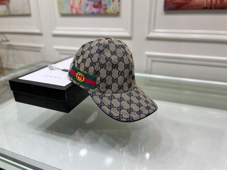 GUCCI GG CANVAS BASEBALL HAT – GH031