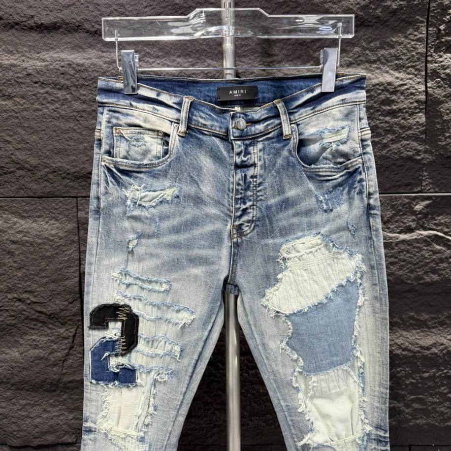 Amiri Men Varsity Ripped Blue Jeans – AMIJ016
