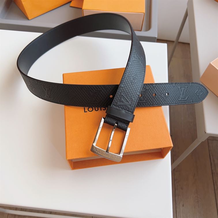 LOUIS VUITTON BELT – LBE044