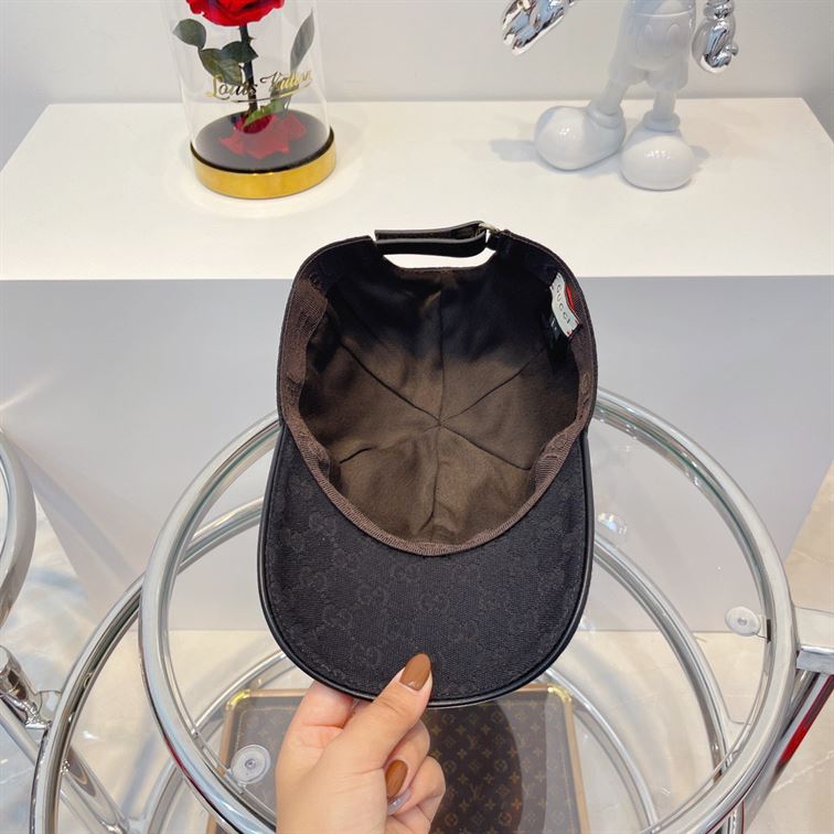 GUCCI GG CANVAS BASEBALL HAT – GH136