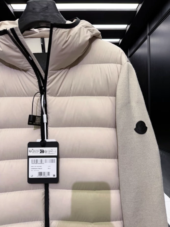 Moncler Cardigan Tricot – MC152