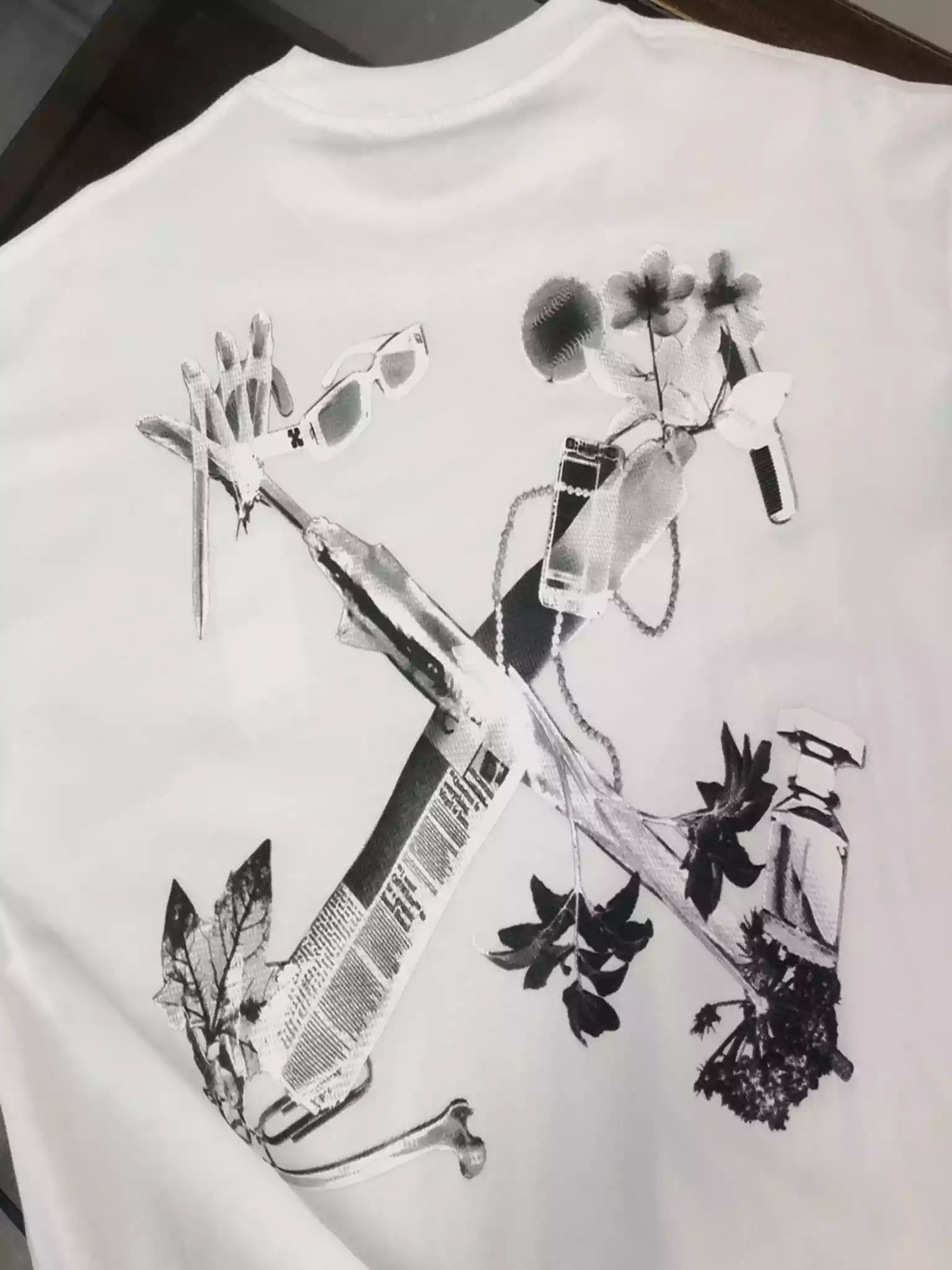 Off-White Scan Arrow T-shirt | White – OWS037