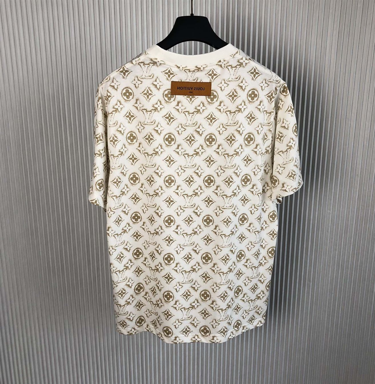 LOUIS VUITTON T-SHIRT – LVTS065