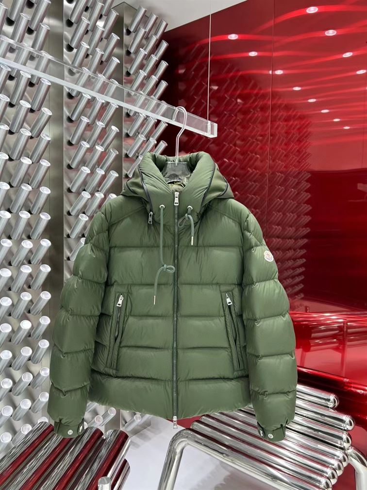 MONCLER COAT – MC130