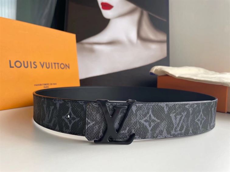 LOUIS VUITTON SHAPE 40MM REVERSIBLE BELT – LBE020