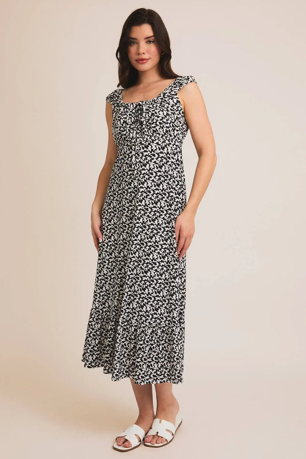 Plus Size Black White Abstract Print Off Shoulder Ruffle Sleeve Maxi Dress